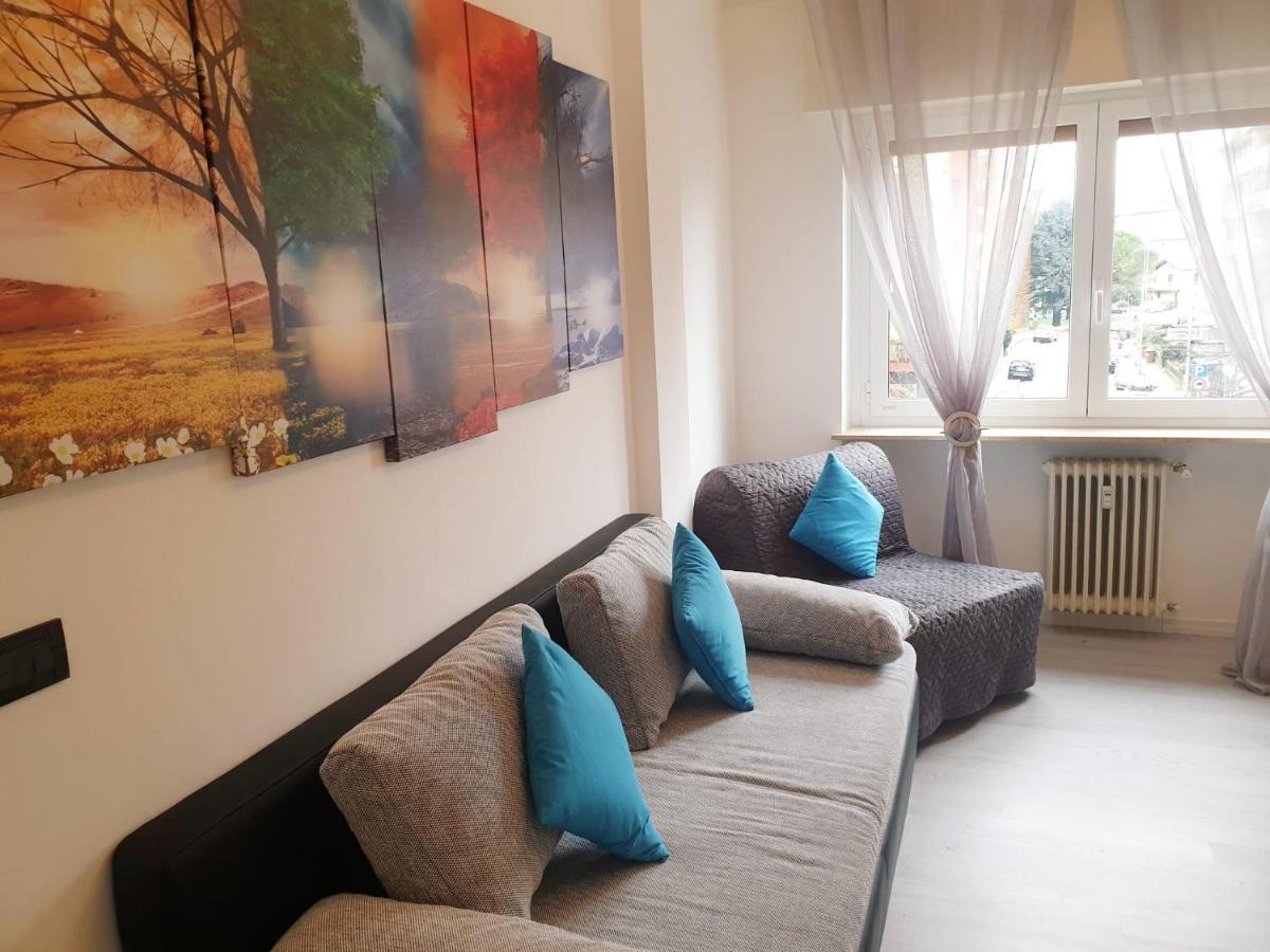 אודינה J&M House -Fronte Ospedale- Incluso Netflix E Disney Plus מראה חיצוני תמונה